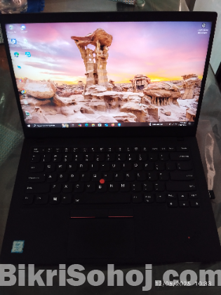 Lenovo X1 Carbon 16 GB Ram 256 GB SSD. I5-8Gen.